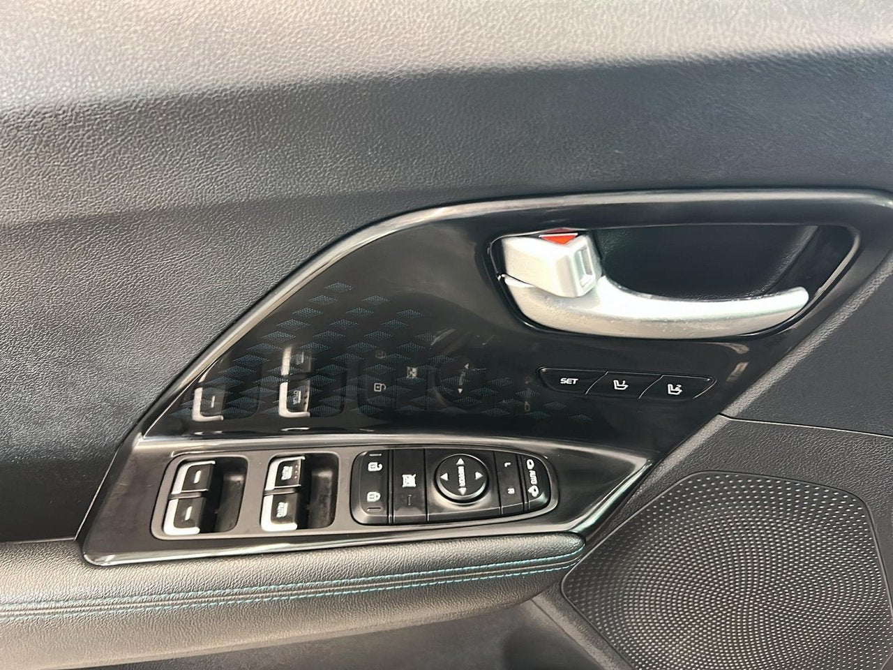 2020 Kia Niro EV SX Touring