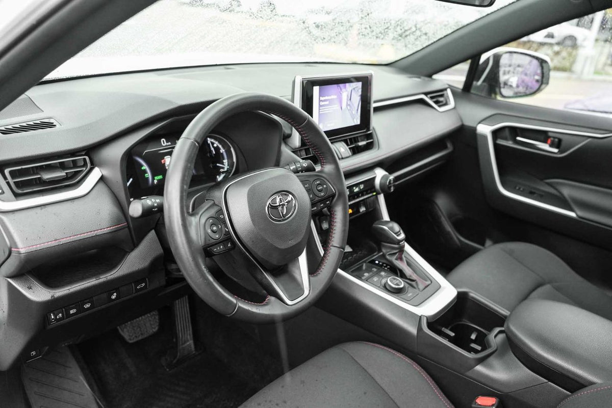 2024 Toyota RAV4 Prime SE