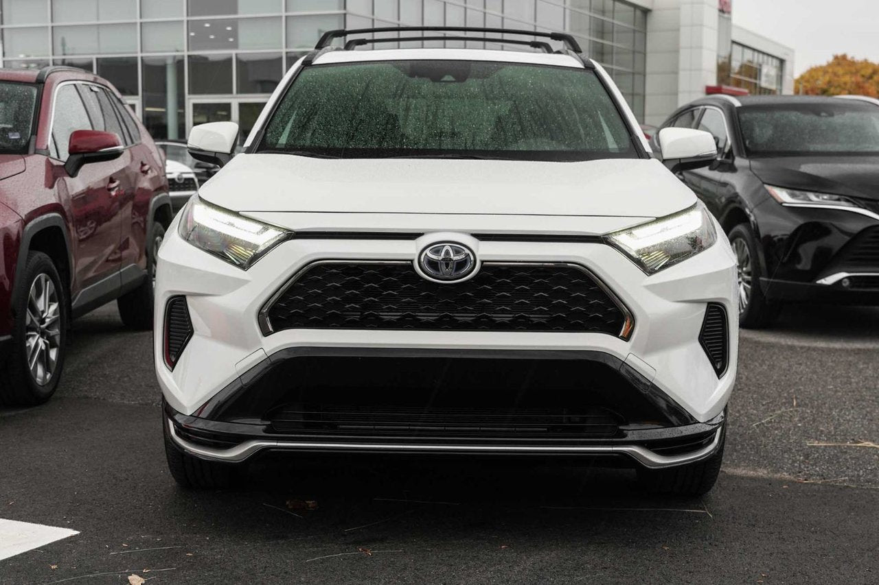 2024 Toyota RAV4 Prime SE