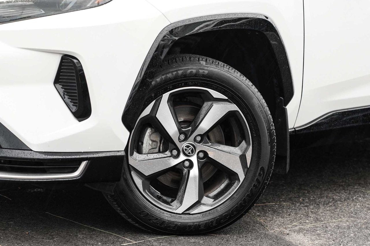 2024 Toyota RAV4 Prime SE