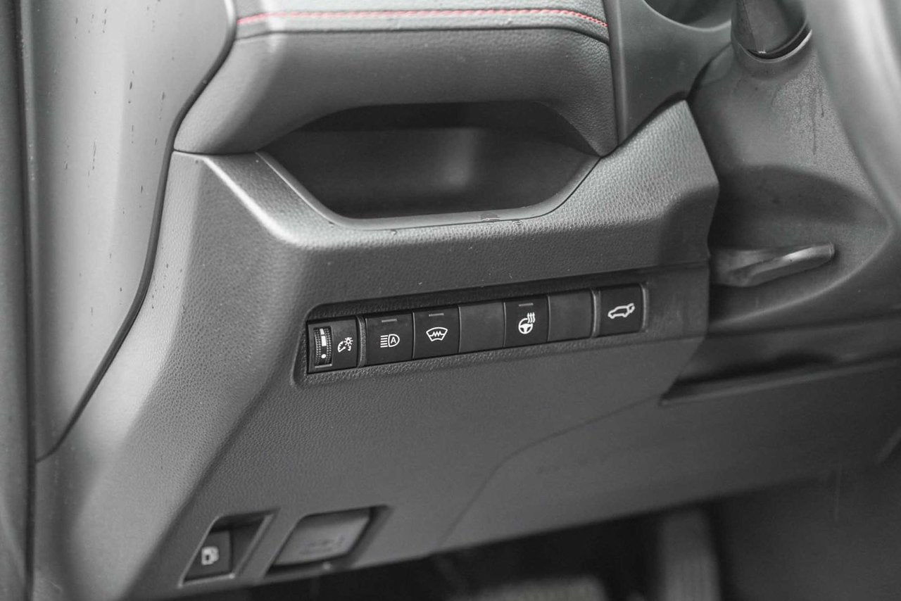 2024 Toyota RAV4 Prime SE