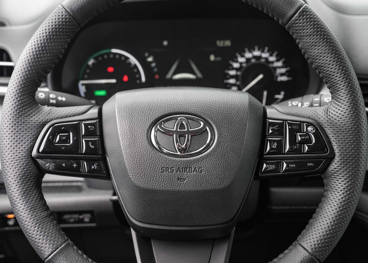 2025 Toyota Sienna LE HYBRIDE Payé 225$ à la semaine, 0 $ comptant