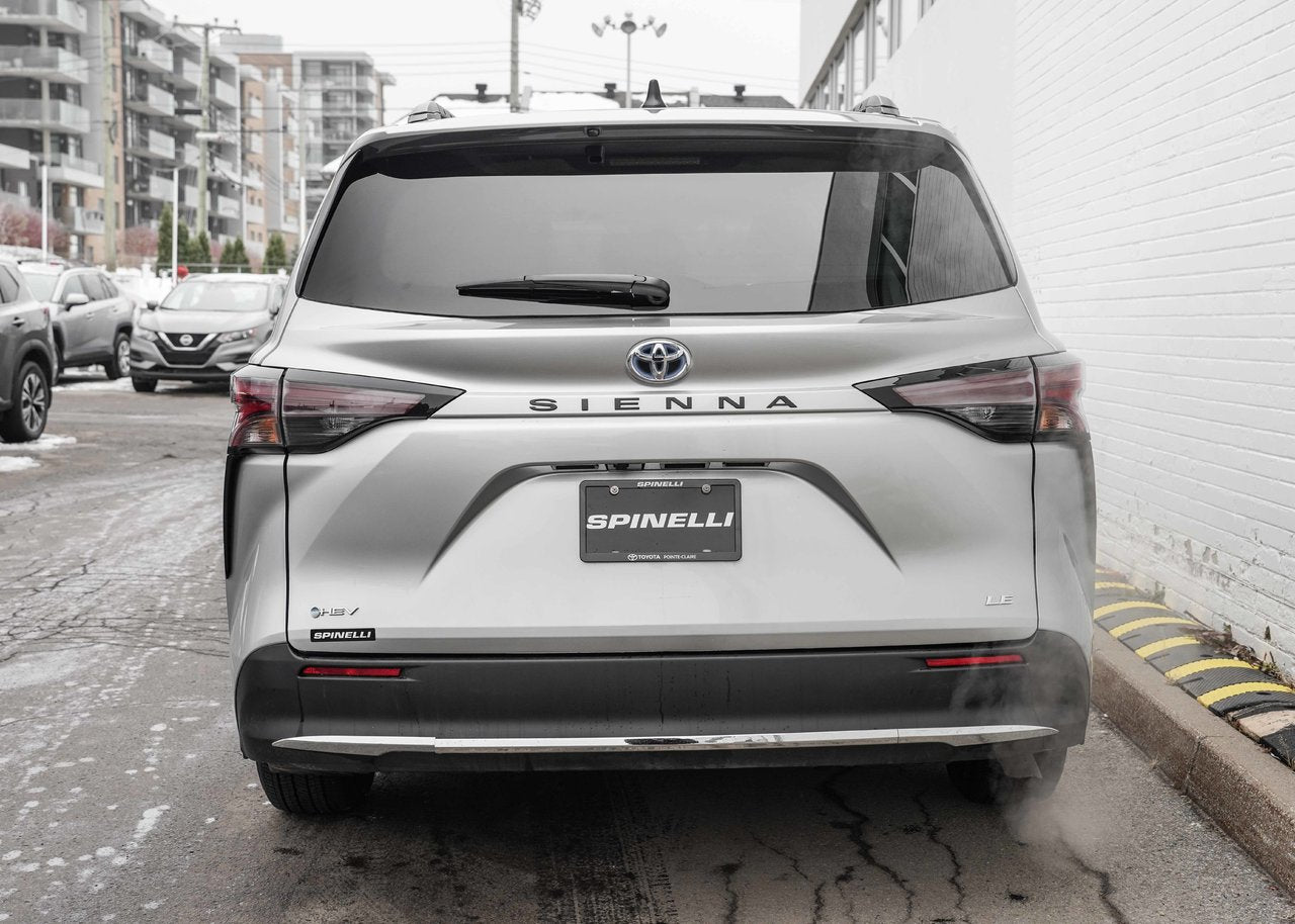 2025 Toyota Sienna LE HYBRIDE Payé 225$ à la semaine, 0 $ comptant