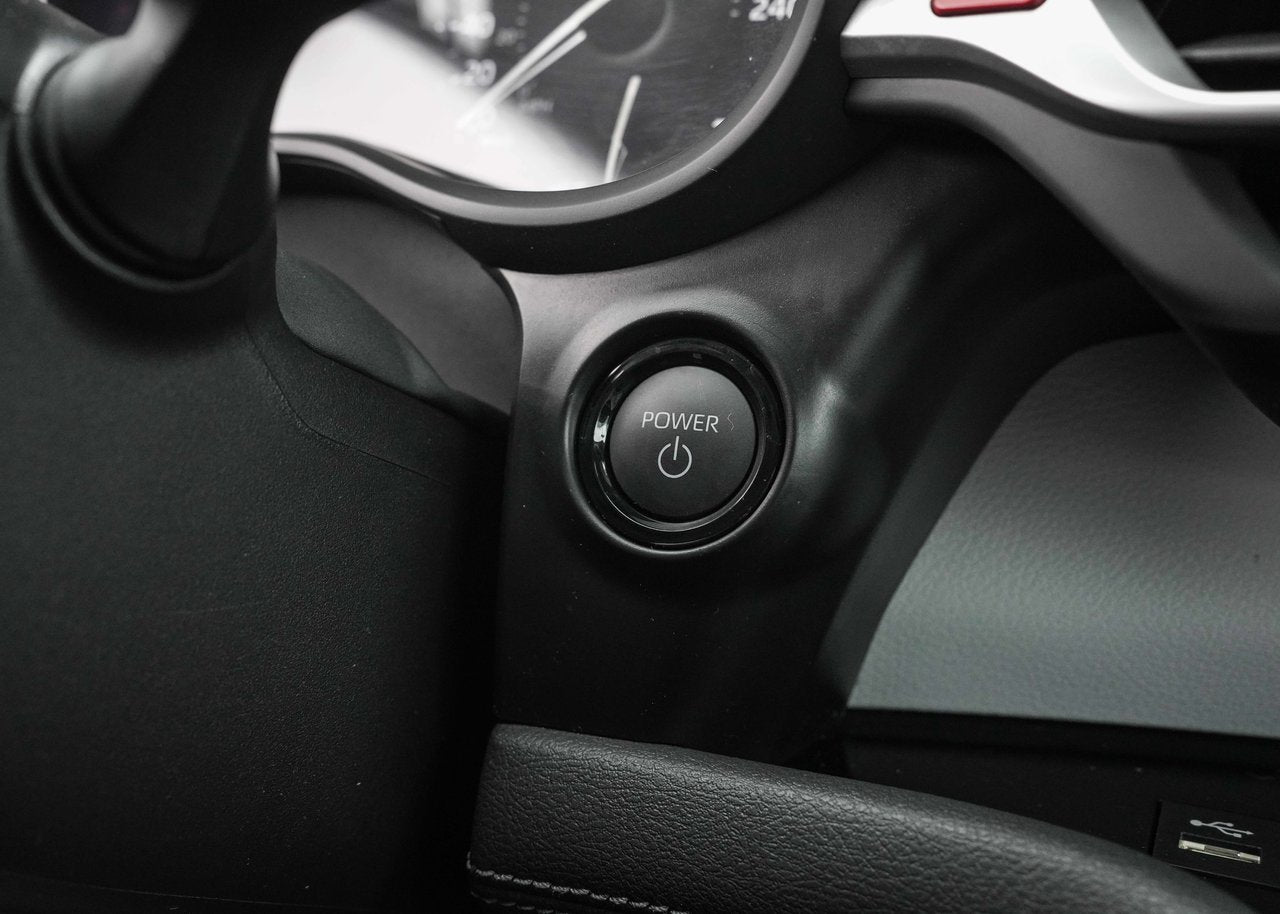 2025 Toyota Sienna LE HYBRIDE Payé 225$ à la semaine, 0 $ comptant