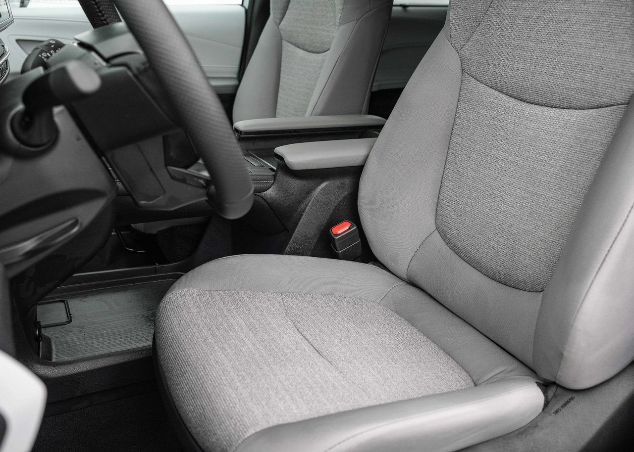 2025 Toyota Sienna LE HYBRIDE Payé 225$ à la semaine, 0 $ comptant