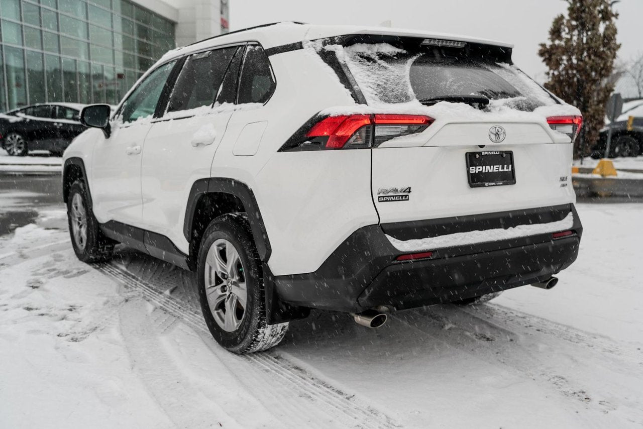 2022 Toyota RAV4 XLE