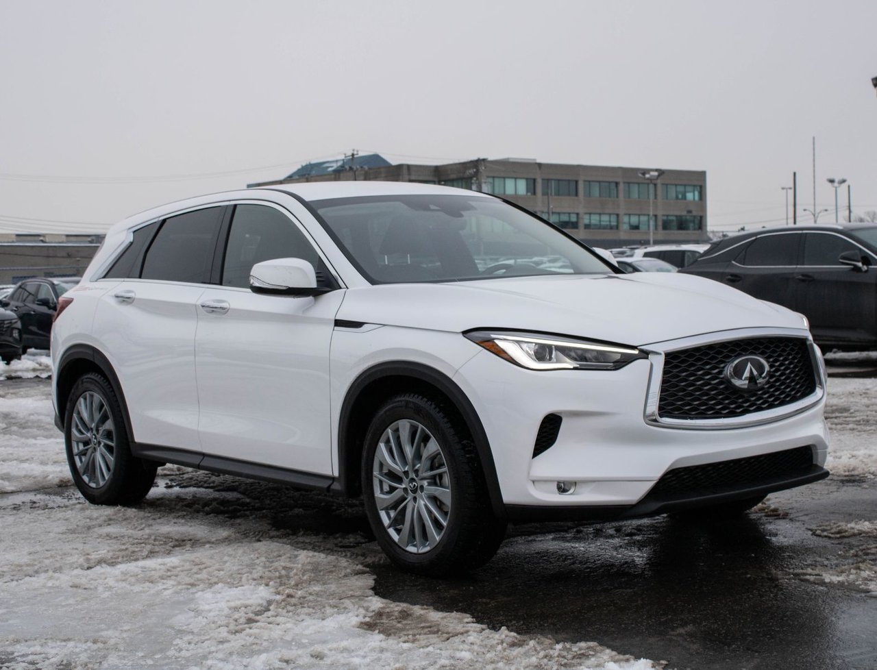 2025 Infiniti QX50 PURE