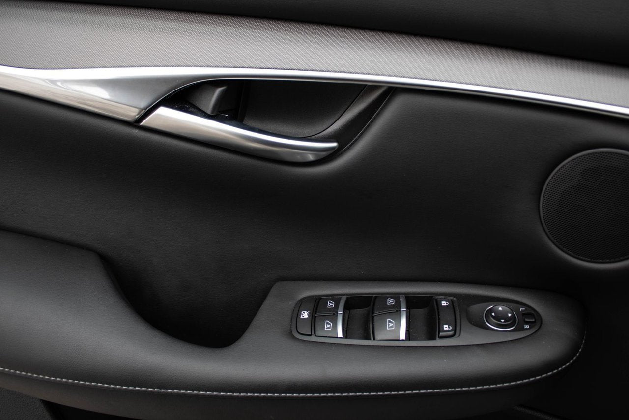 2025 Infiniti QX50 PURE