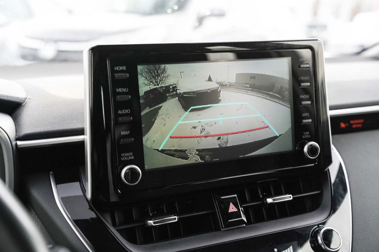 2022 Toyota Corolla Hatchback SE PLUS