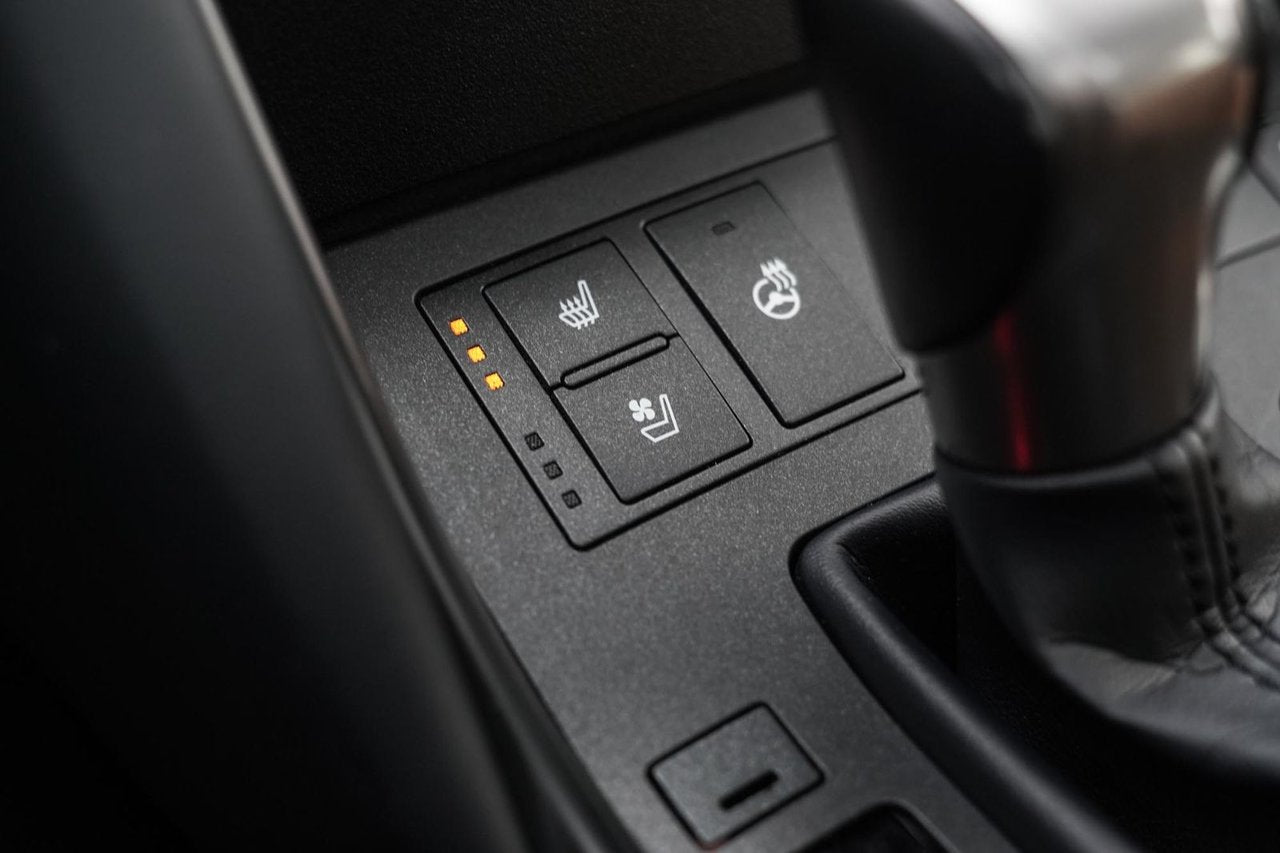 2023 Lexus IS 300 AWD DEMO BAS KM CUIR CARAMEL TOIT CARPLAY