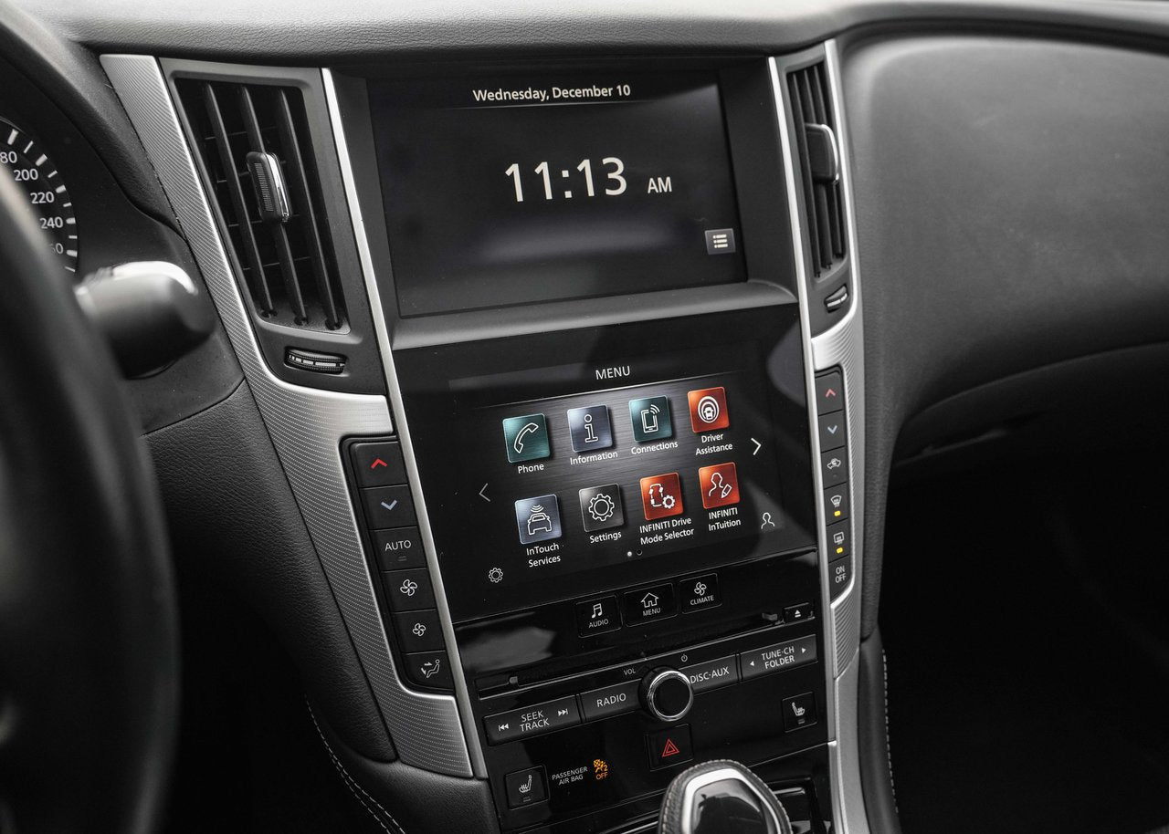 2021 Infiniti Q50 LUXE
