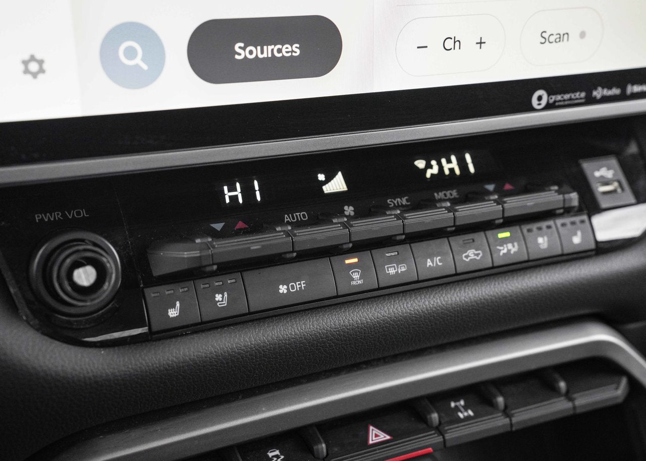 2023 Toyota Tundra Limited Hybrid