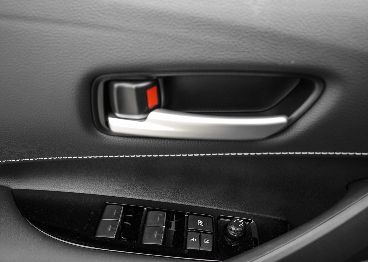 2025 Toyota Corolla Hatchback S