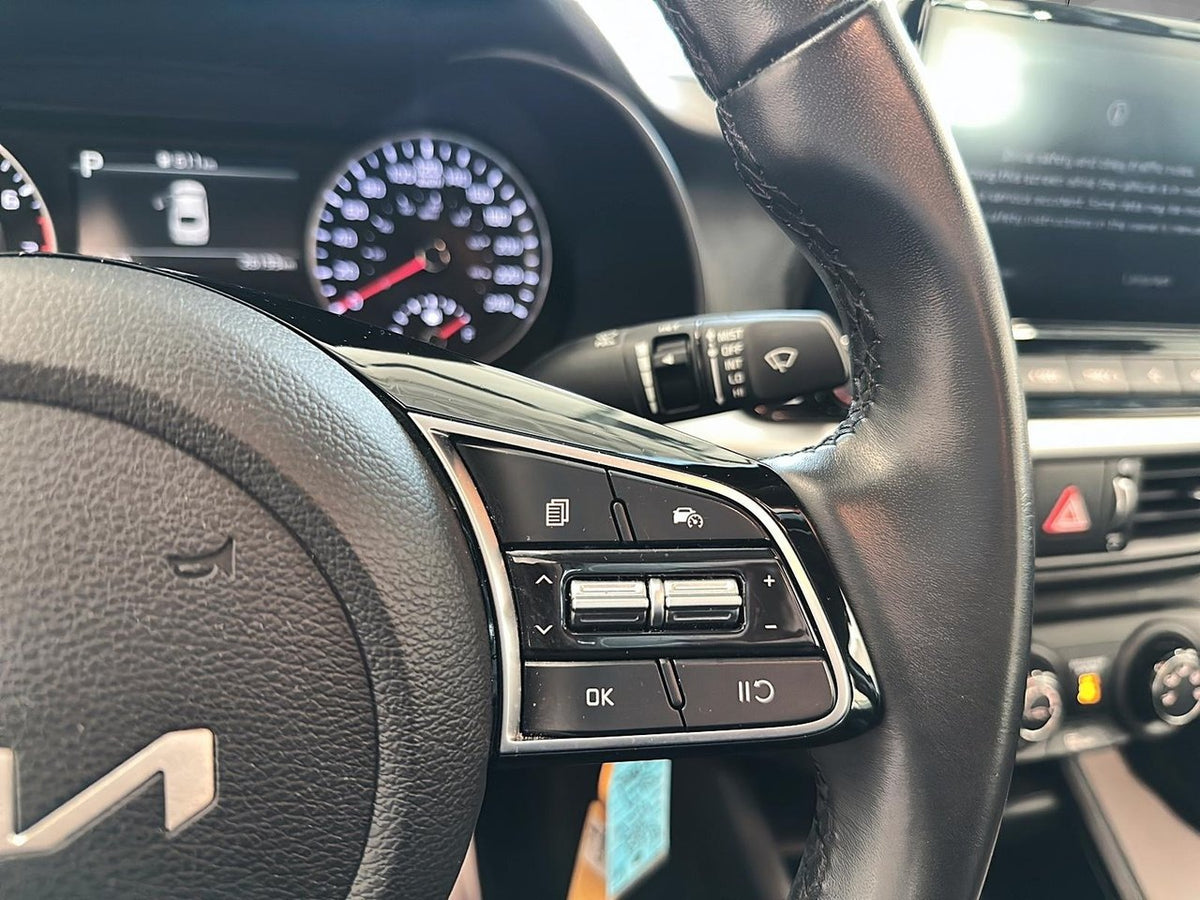 2023 Kia Forte LX