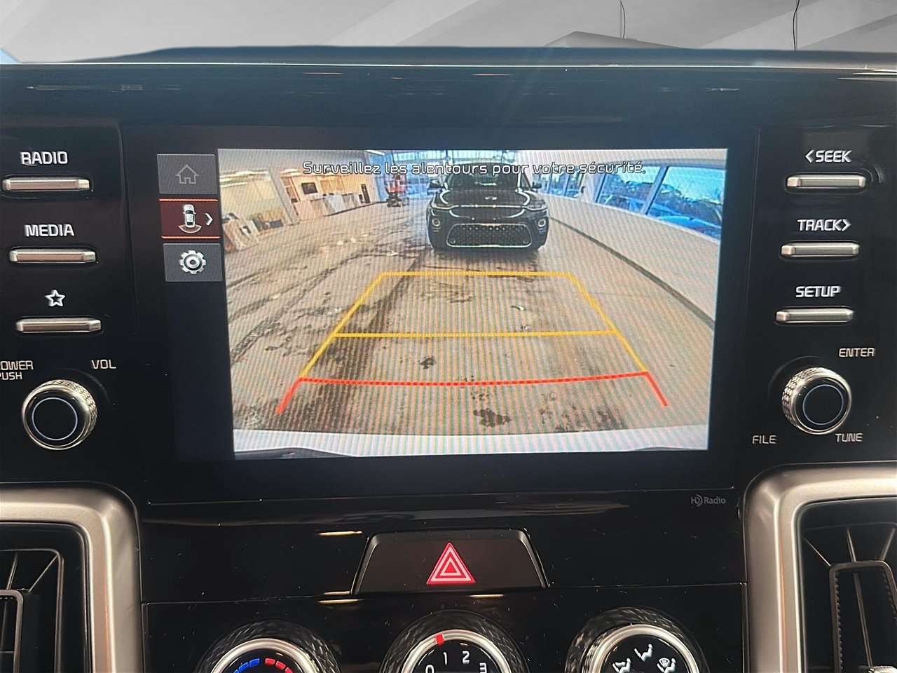 2022 Kia Sorento LX Premium