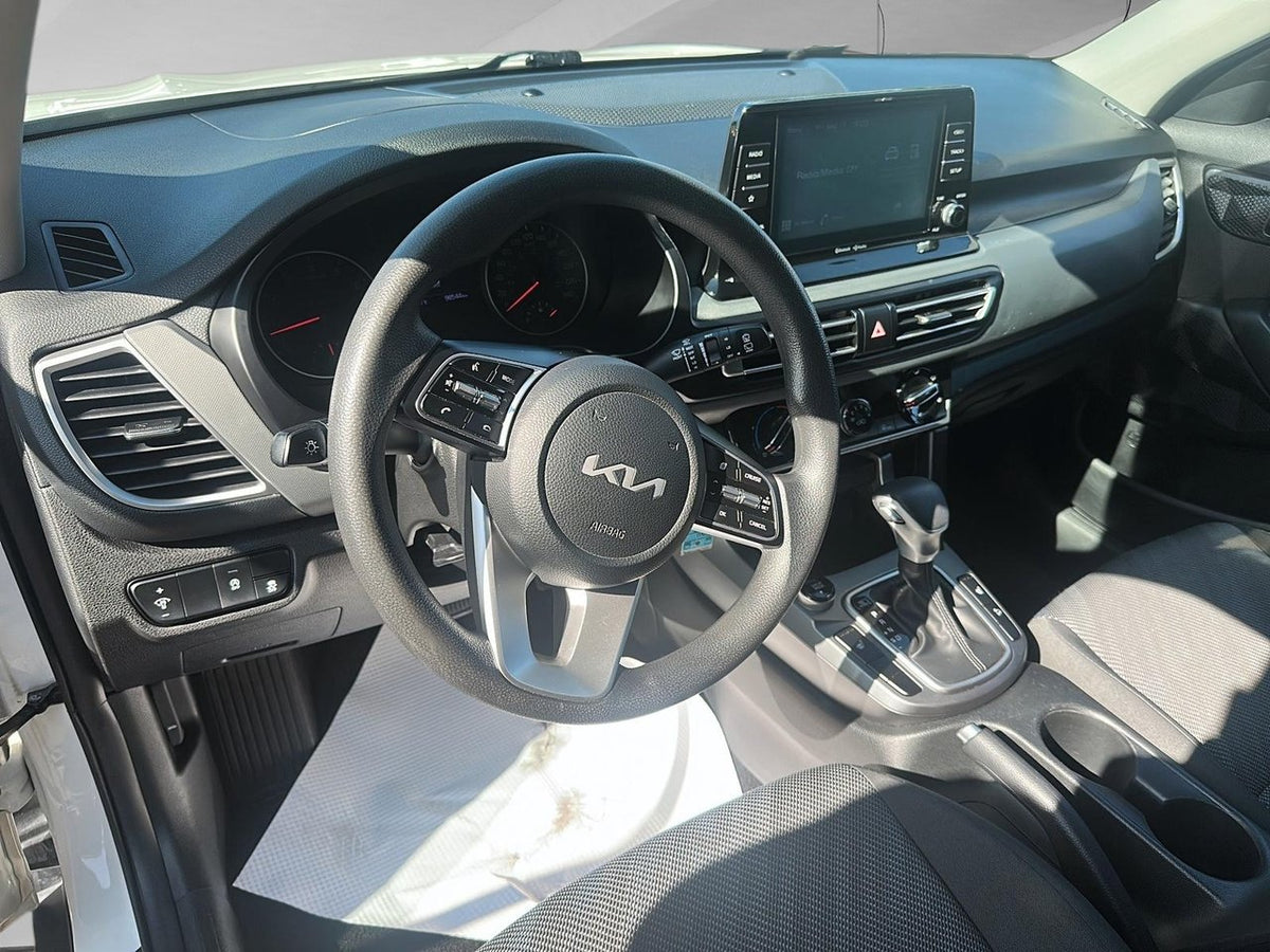 2023 Kia Seltos LX