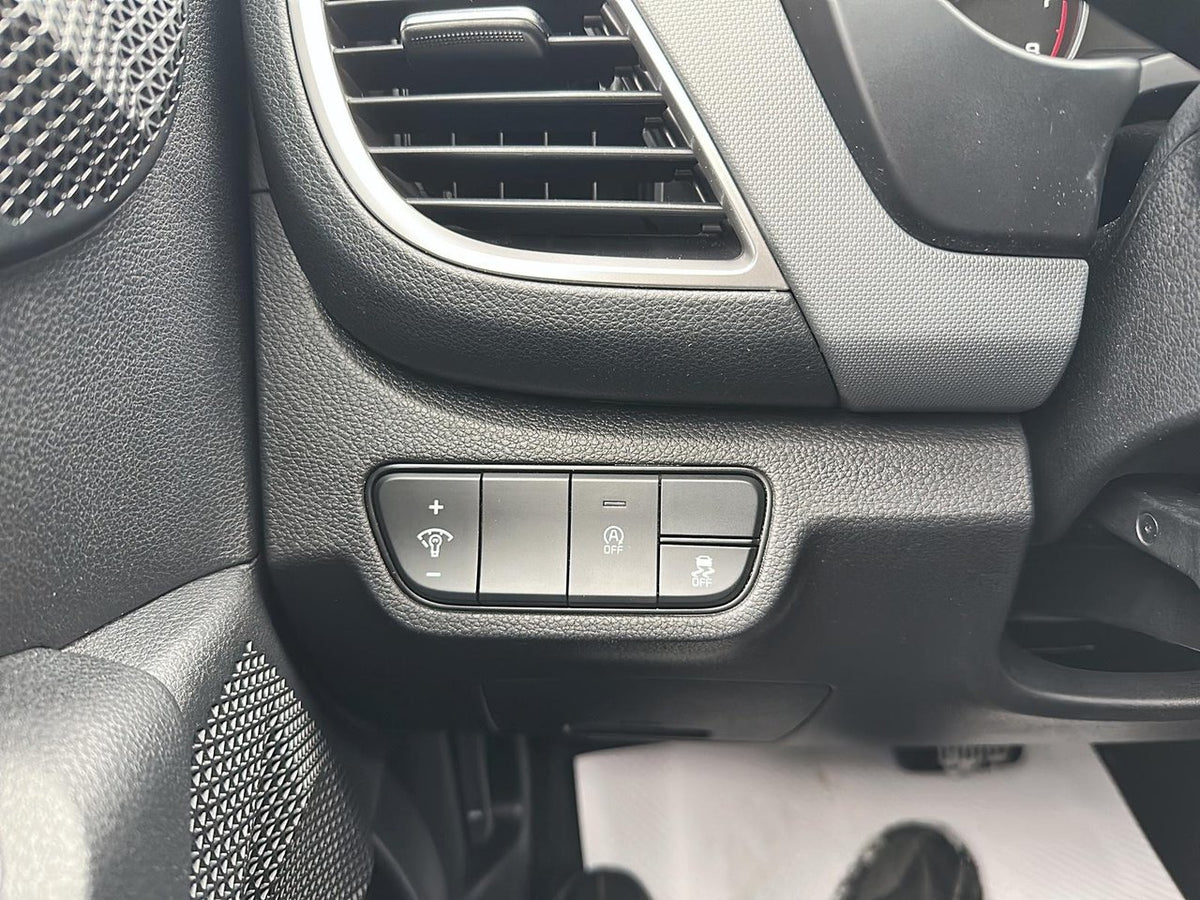 2023 Kia Seltos LX