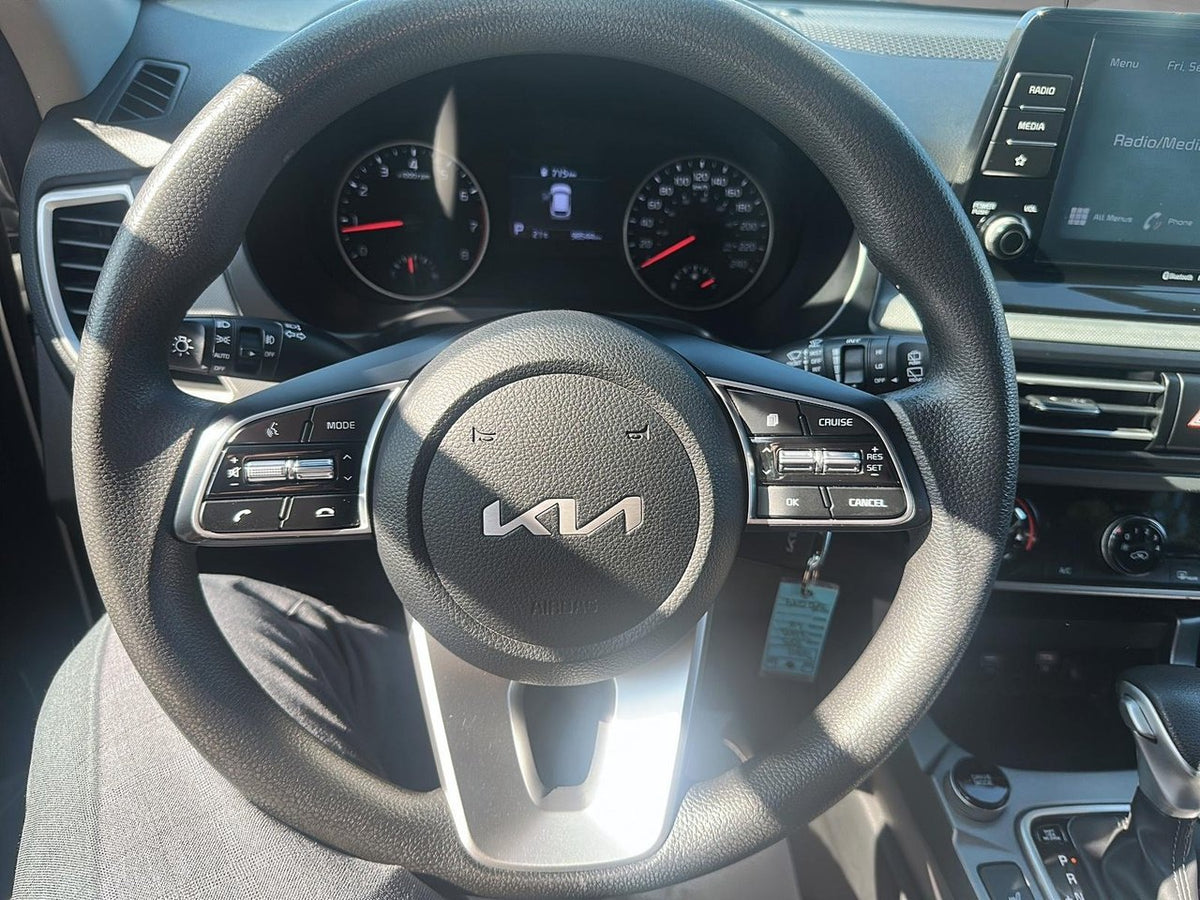 2023 Kia Seltos LX