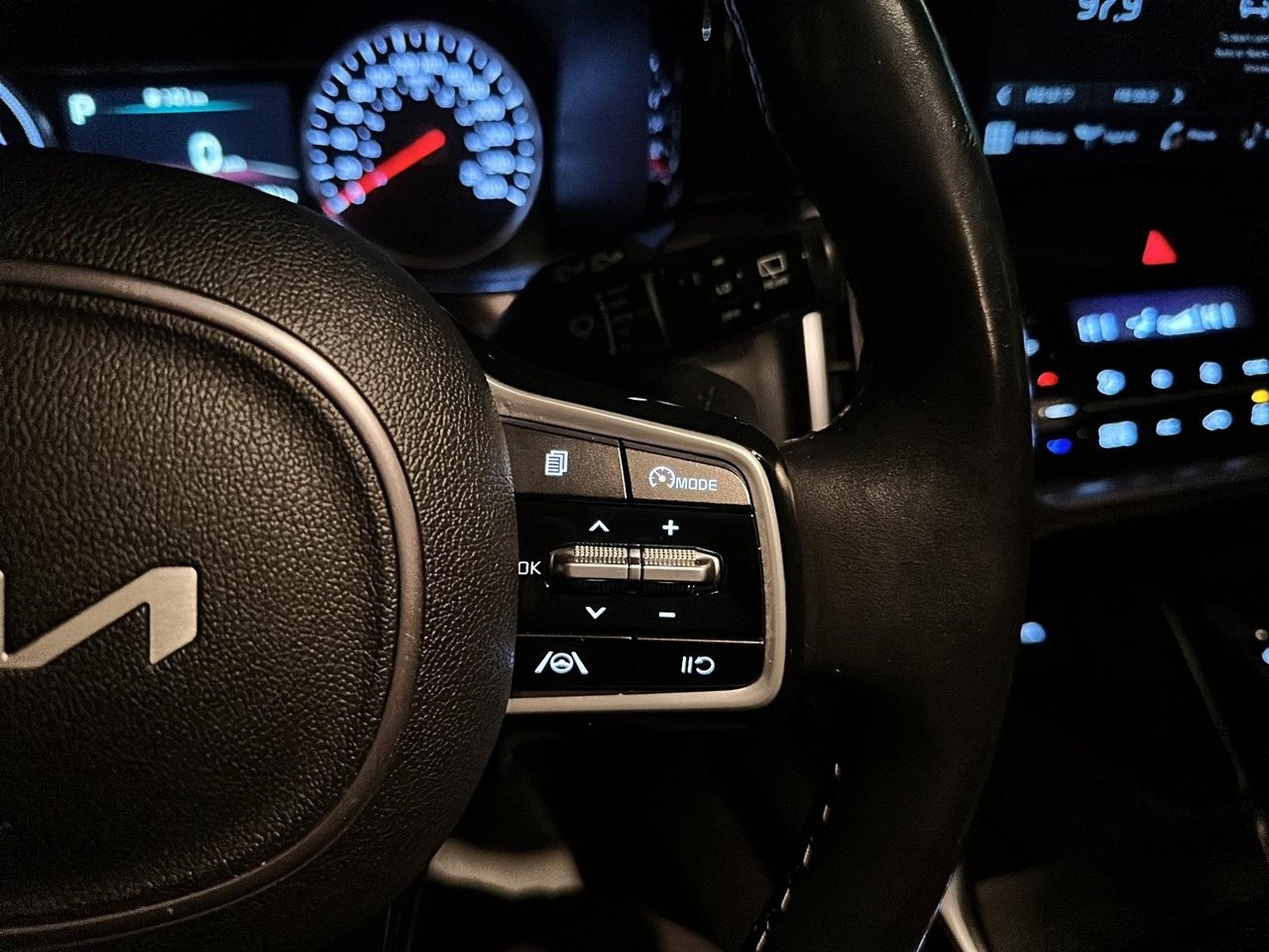 2022 Kia Sorento Hybrid LX