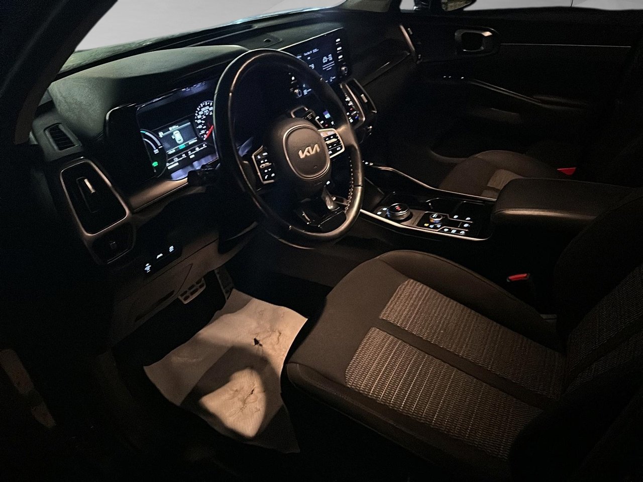 2022 Kia Sorento Hybrid LX