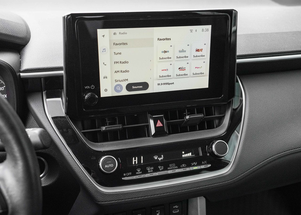 2023 Toyota Corolla Cross LE