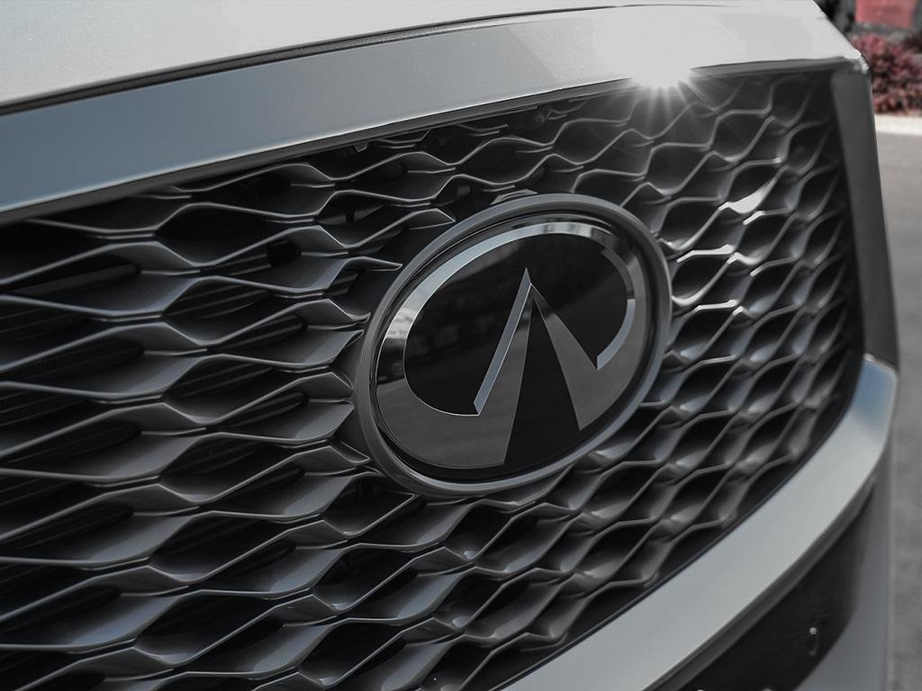 2025 Infiniti QX55 Essential