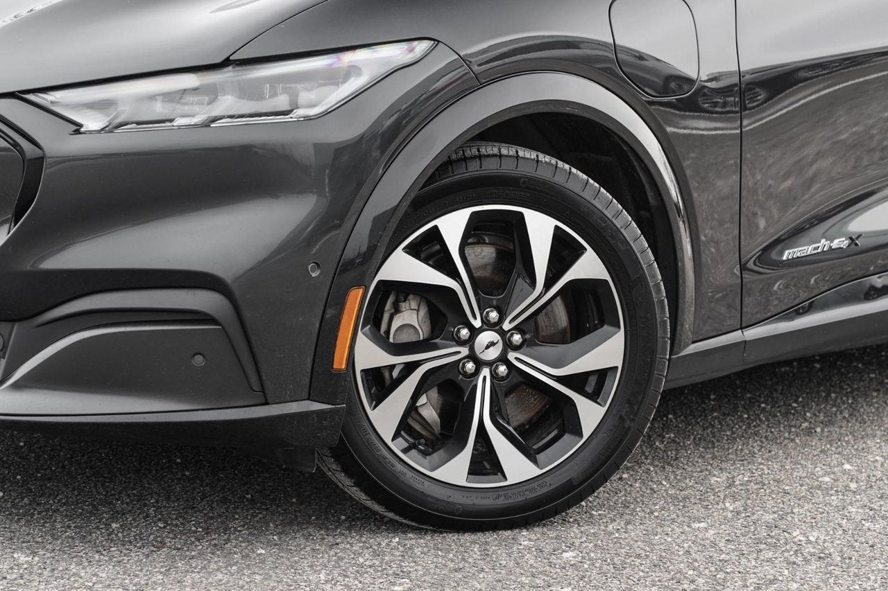 2021 Ford Mustang Mach-E PREMIUM EXT RANGE AWD; TOIT PANO SIEGES CHAUFFANTC