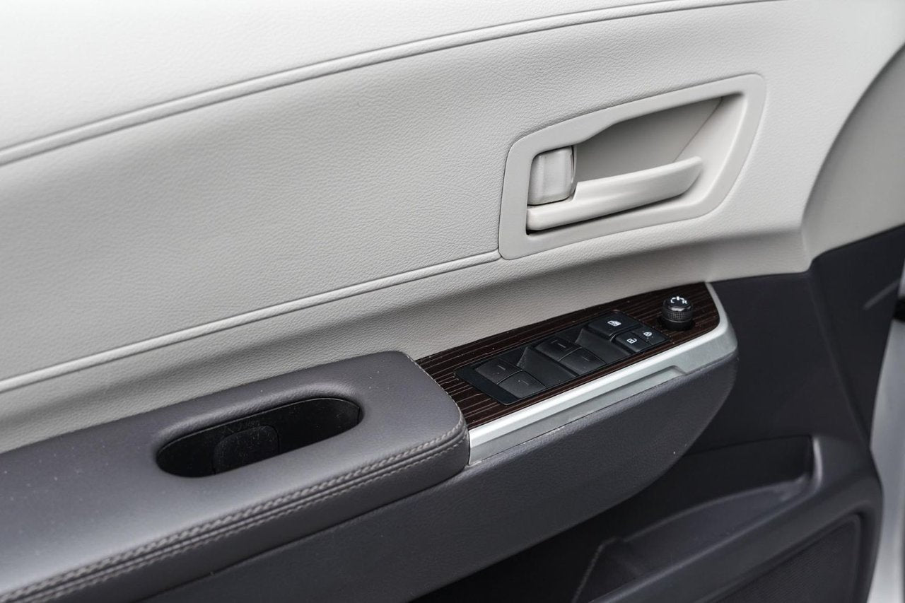 2021 Toyota Sienna LE HYBRID