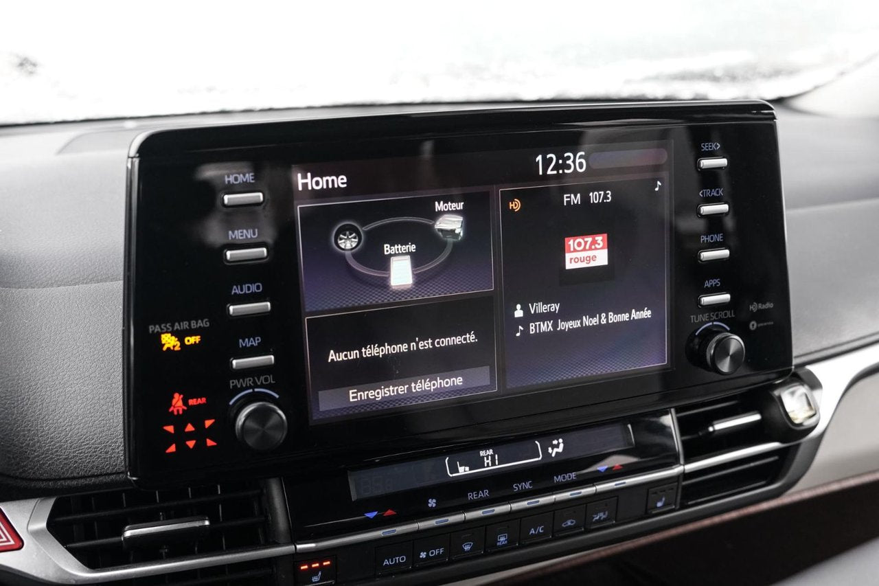 2021 Toyota Sienna LE HYBRID