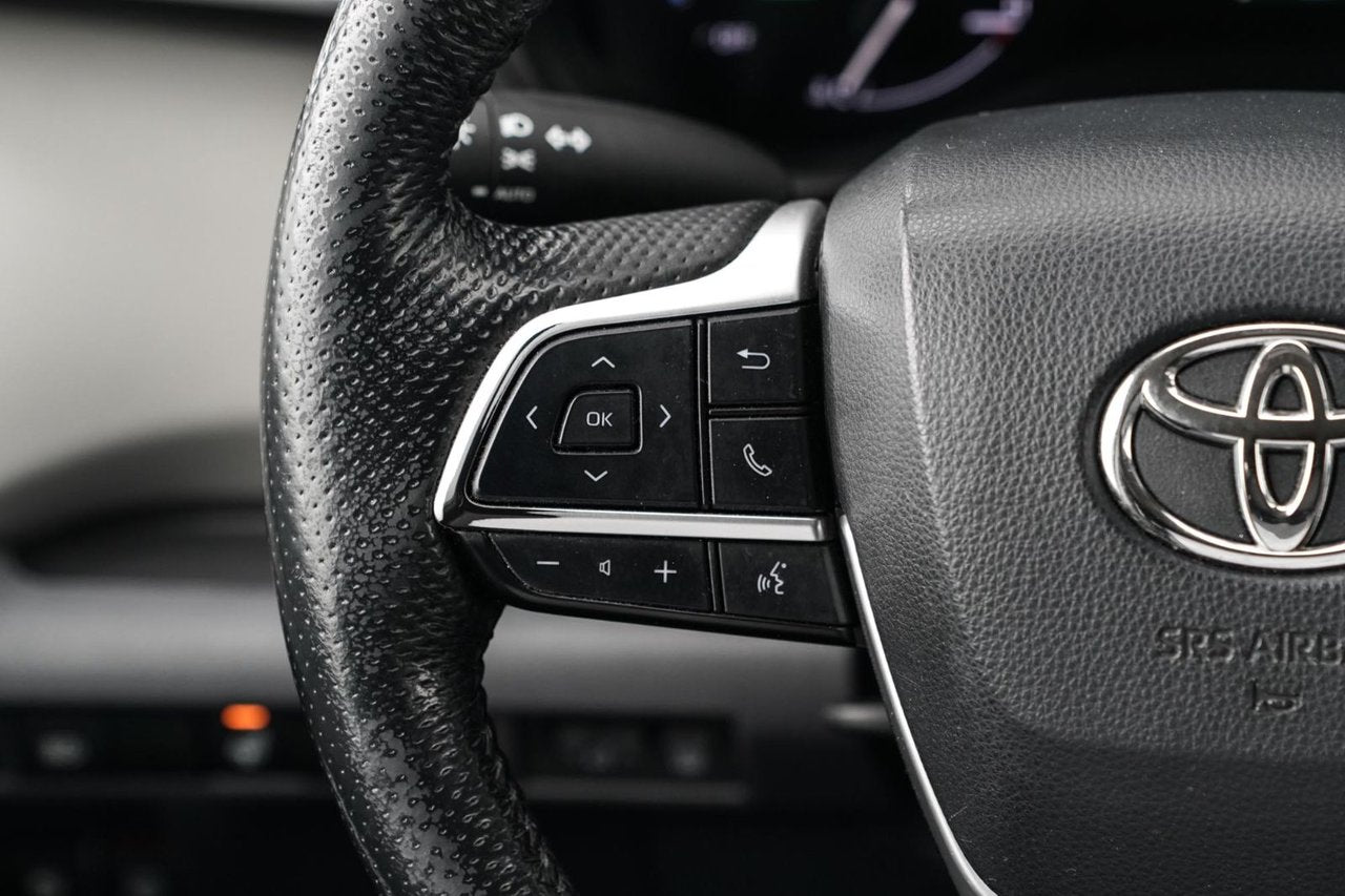 2021 Toyota Sienna LE HYBRID