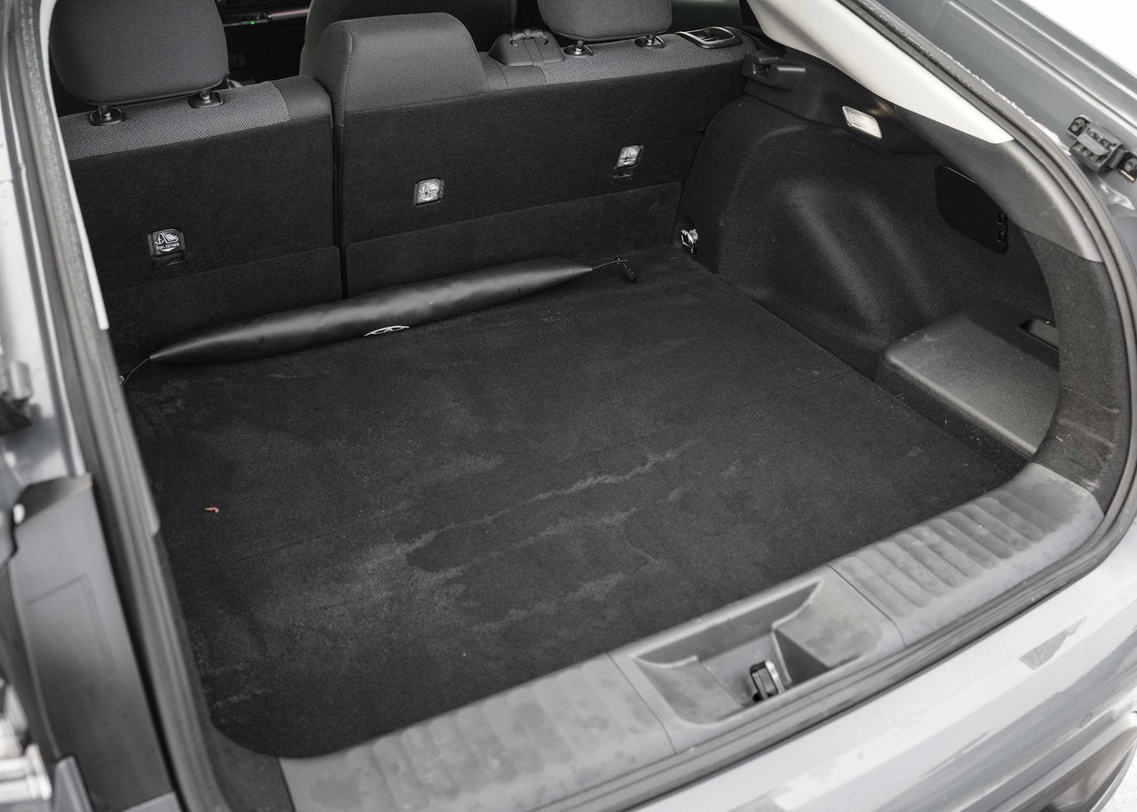 2025 Toyota Prius Plug-In Hybrid SE