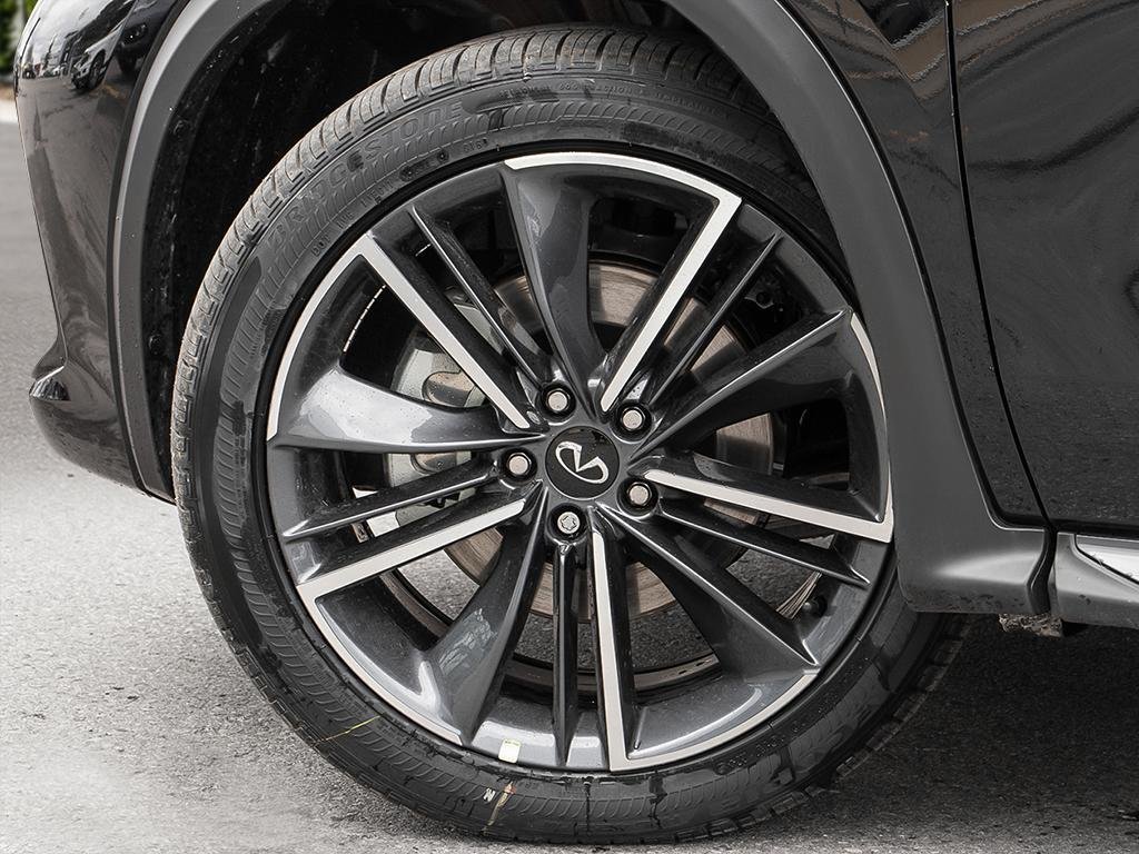 2025 Infiniti QX55 Essential