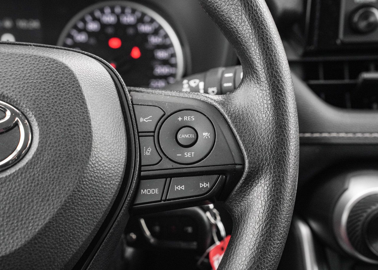 2022 Toyota RAV4 LE AWD