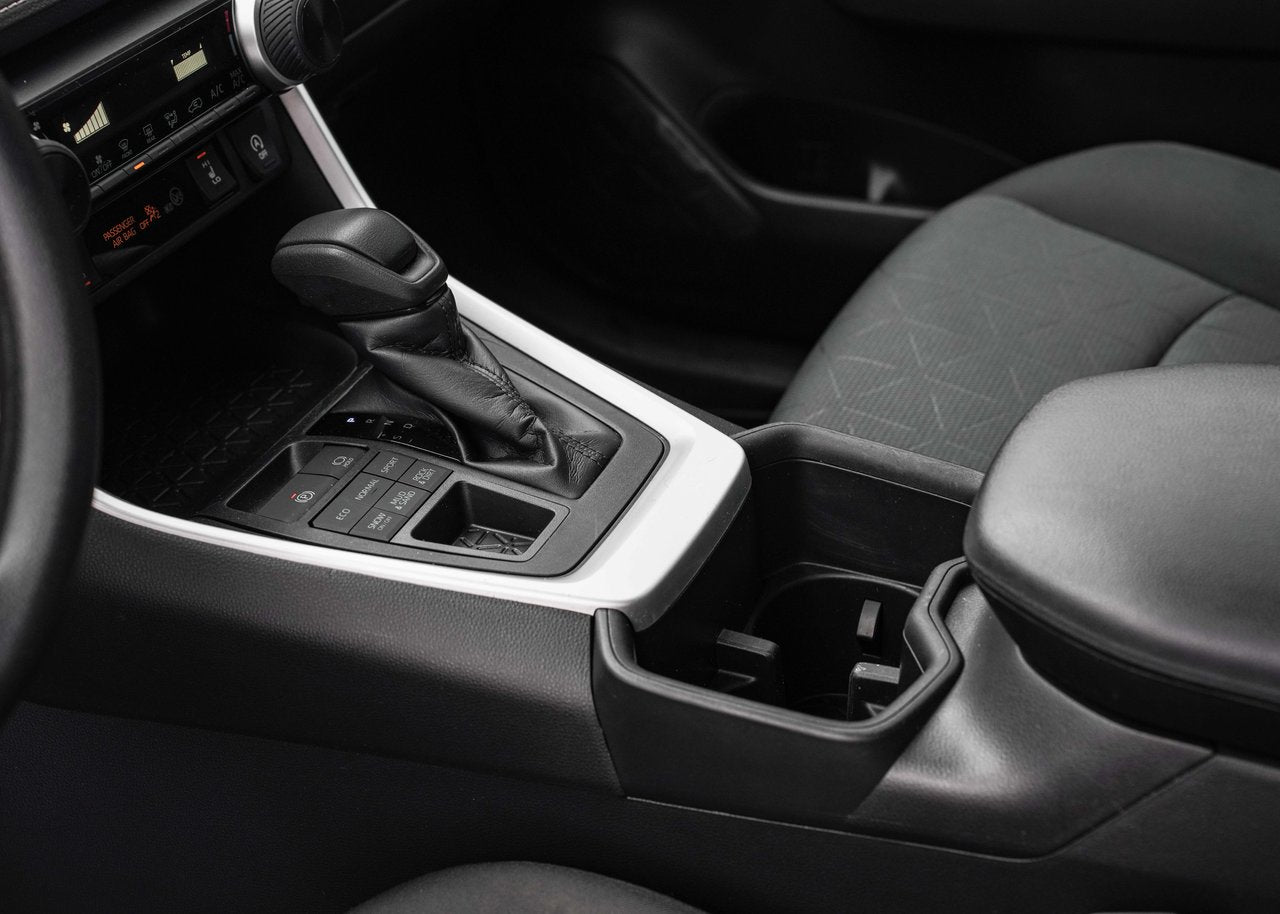 2022 Toyota RAV4 LE AWD