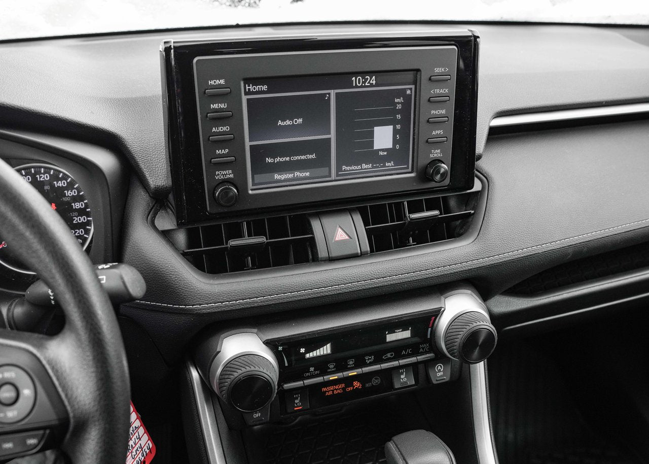 2022 Toyota RAV4 LE AWD