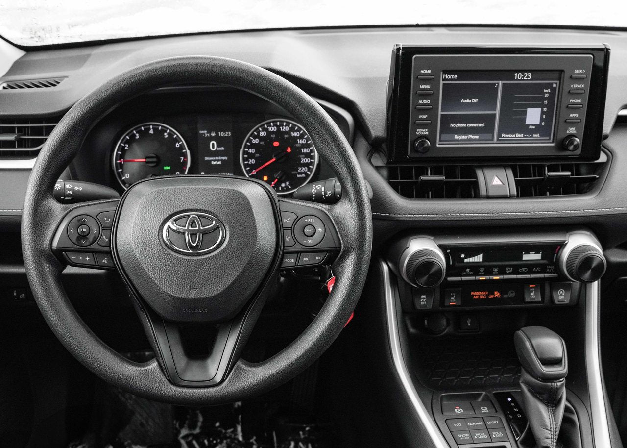 2022 Toyota RAV4 LE AWD