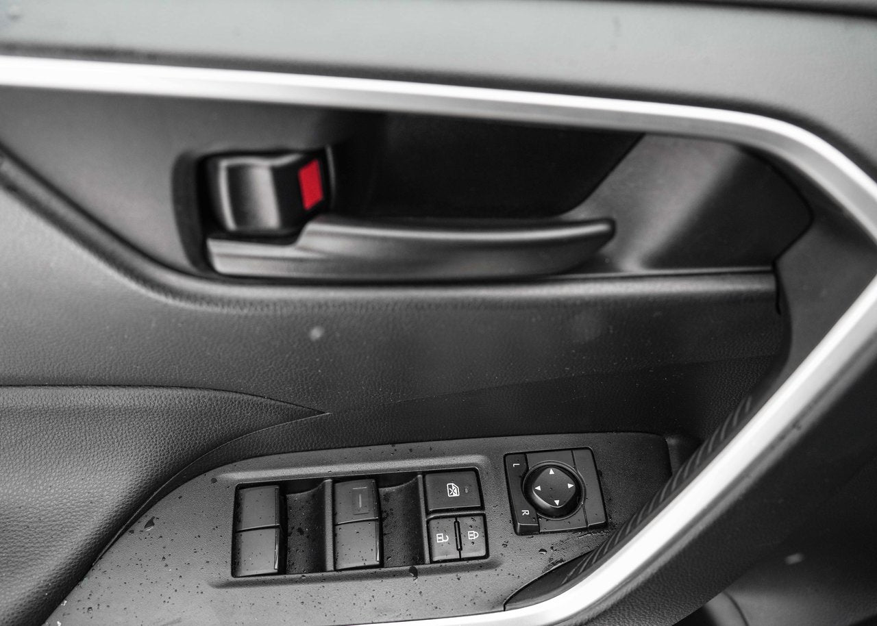 2022 Toyota RAV4 LE AWD