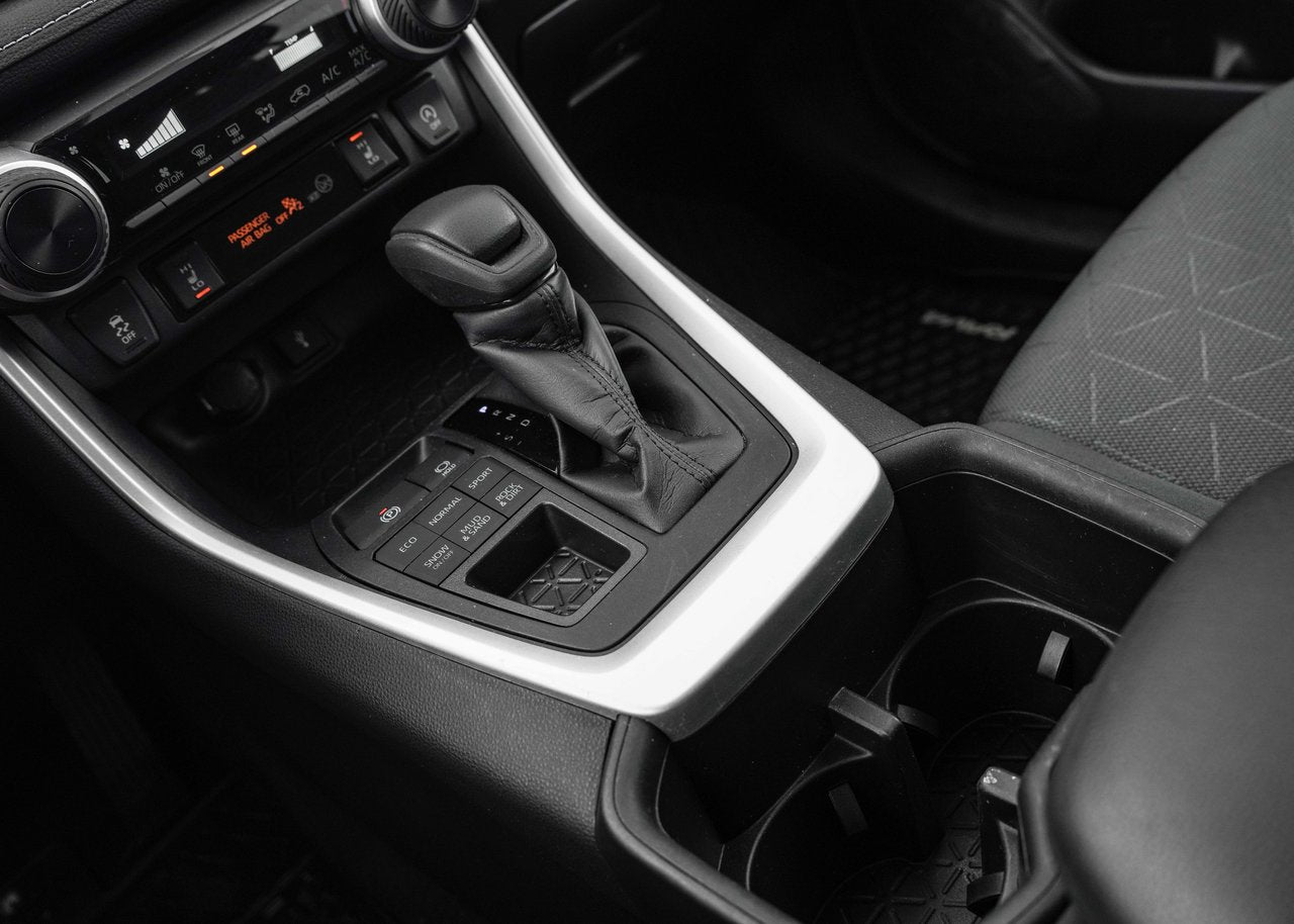 2022 Toyota RAV4 LE AWD