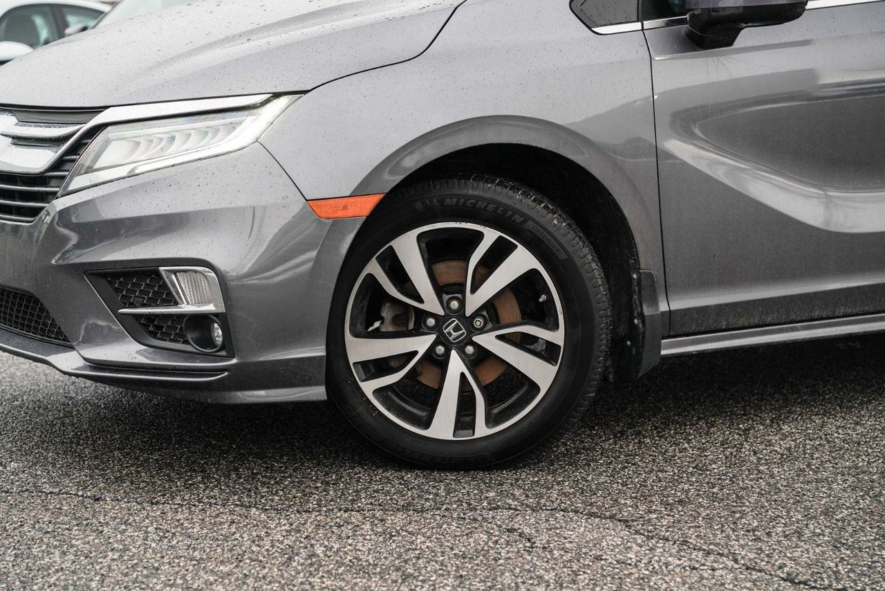 2019 Honda Odyssey TOURING: CUIR TOIT NAV DVD ANGLES MORT AUDIO MAGS