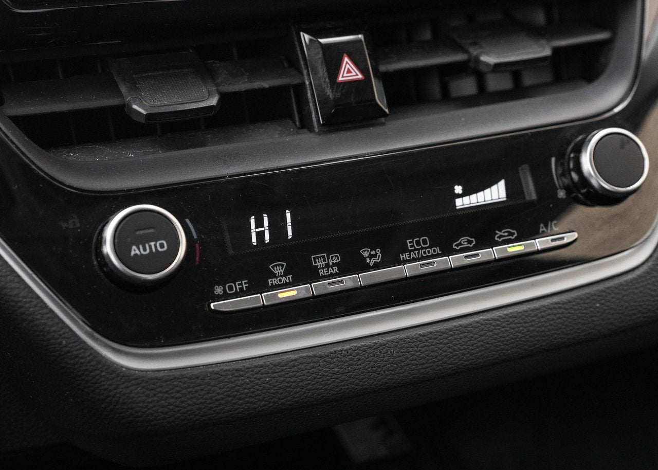 2023 Toyota Corolla LE UP