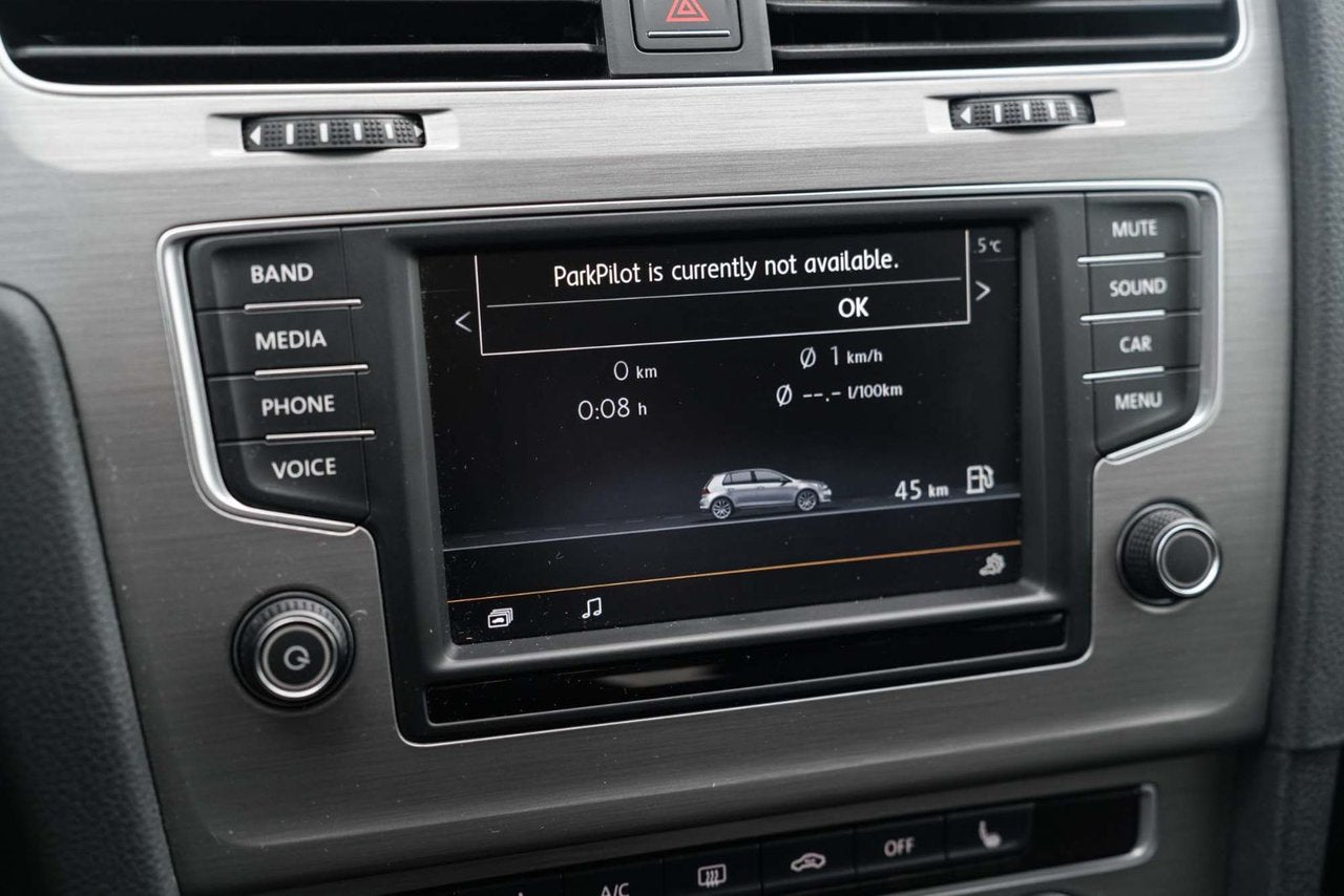 2016 Volkswagen Golf TRENDLINE AUTO; A/C SIEGES CHAUFFANT *GARANTIE*