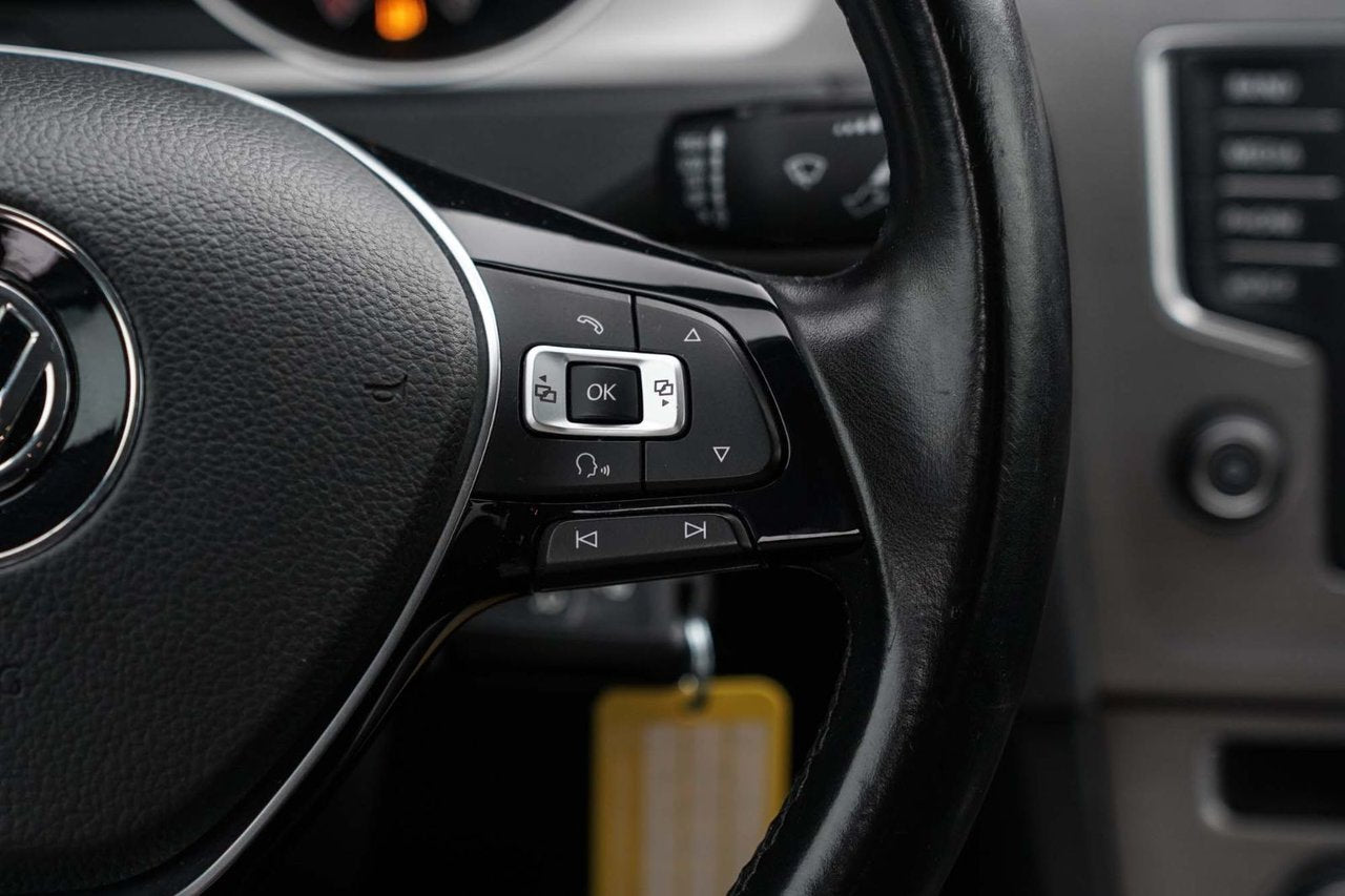 2016 Volkswagen Golf TRENDLINE AUTO; A/C SIEGES CHAUFFANT *GARANTIE*