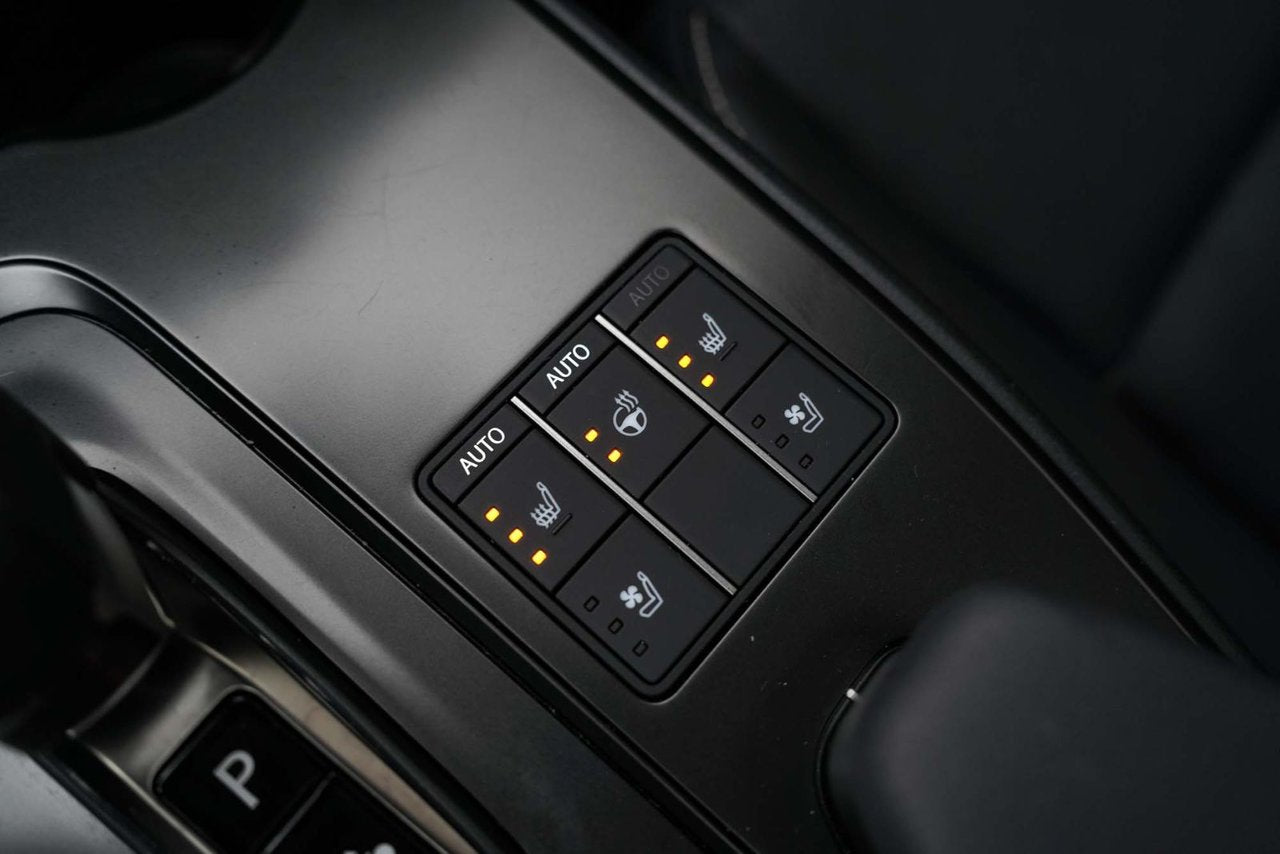 2025 Lexus UX 300h DEMO PREMIUM HYBRIDE BAS KM CUIR TOIT