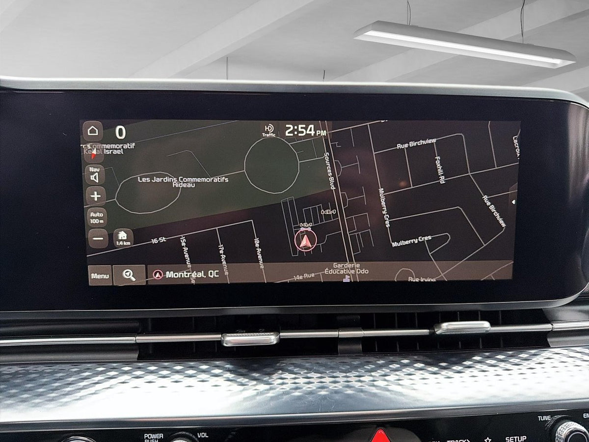 2022 Kia Carnival SX
