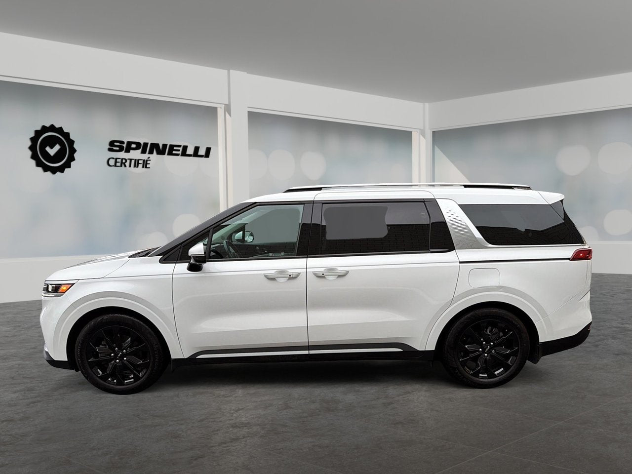 2022 Kia Carnival SX