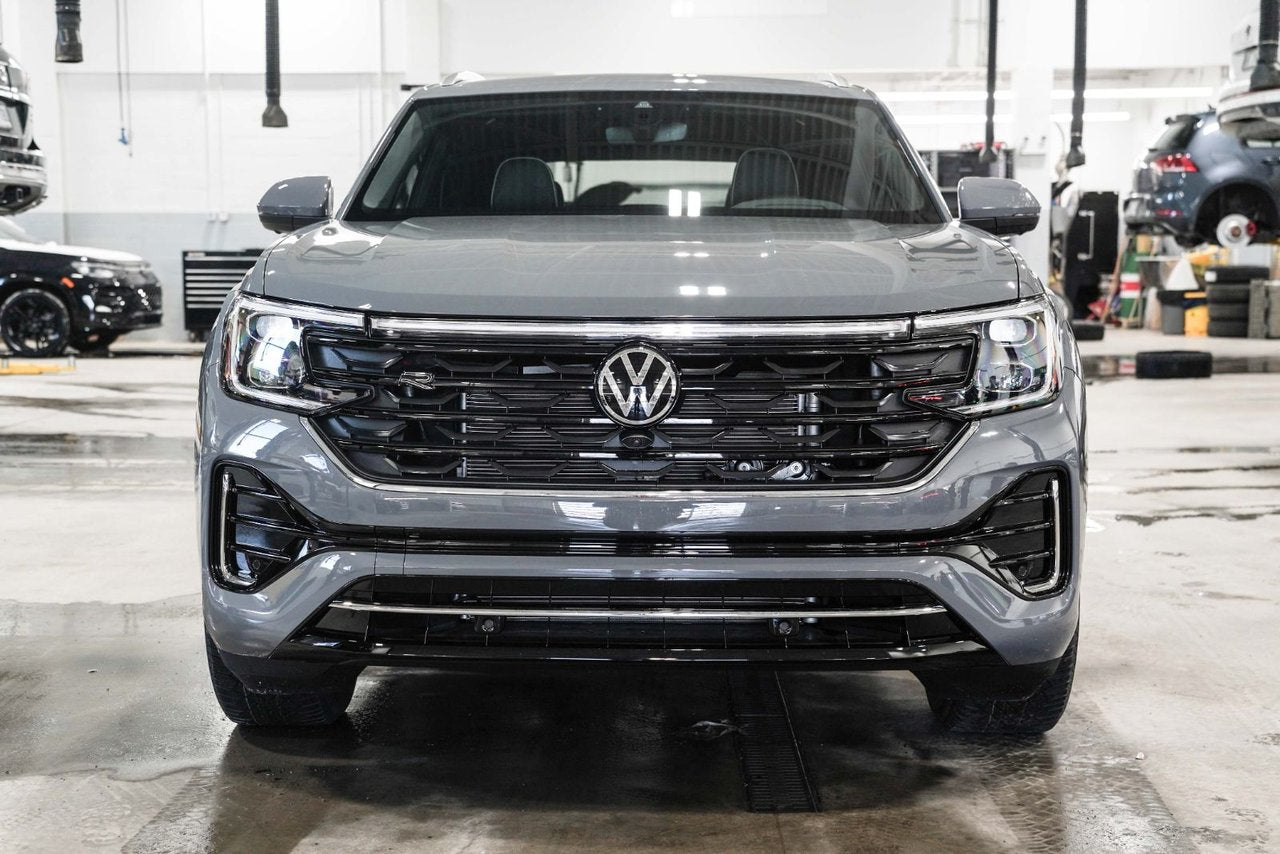 2025 Volkswagen Atlas Cross Sport Execline