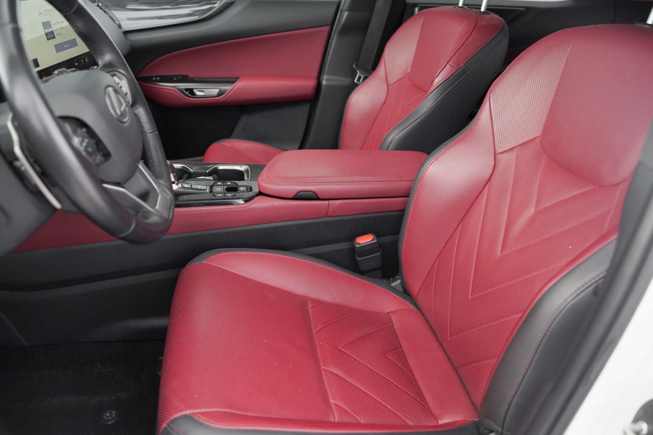 2025 Lexus NX 450h+ 450h+ DEMO ULTRA PREMIUM HYBRIDE BRANCHABLE CUIR