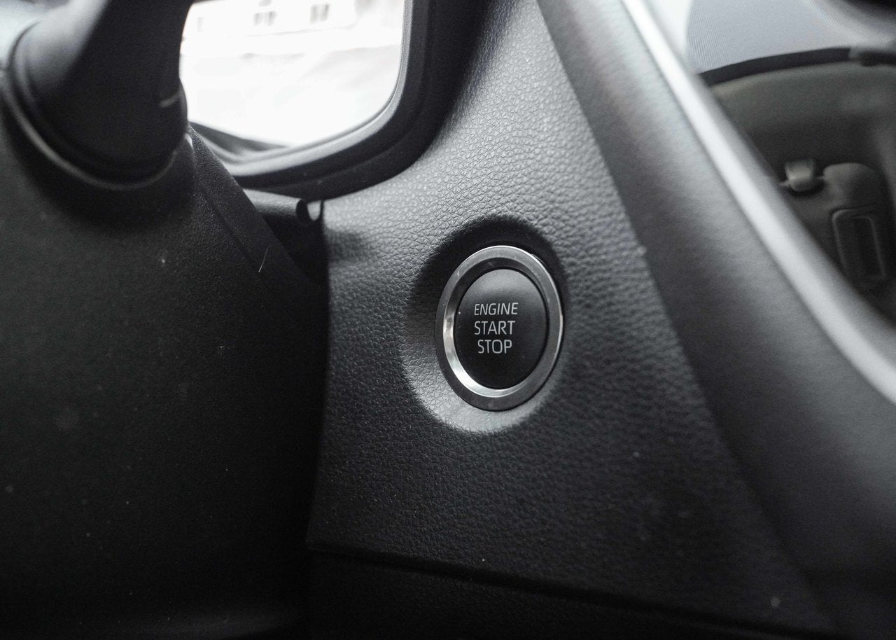2025 Toyota Corolla LE UPGRADE