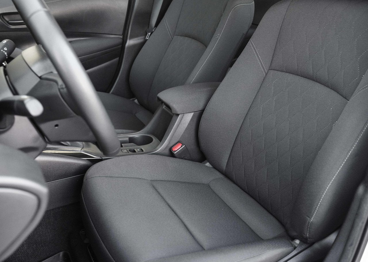 2025 Toyota Corolla LE UPGRADE