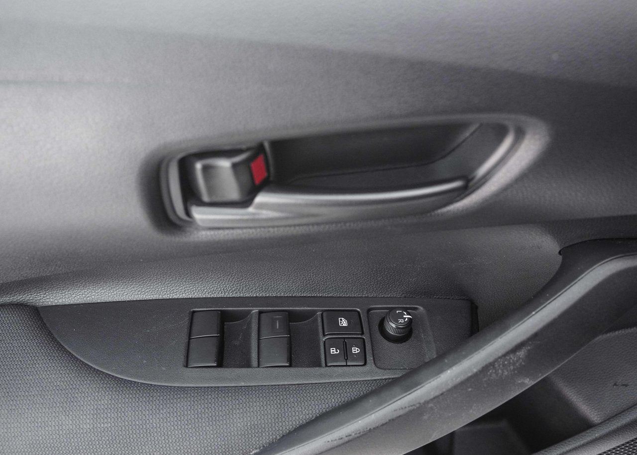 2025 Toyota Corolla LE UPGRADE